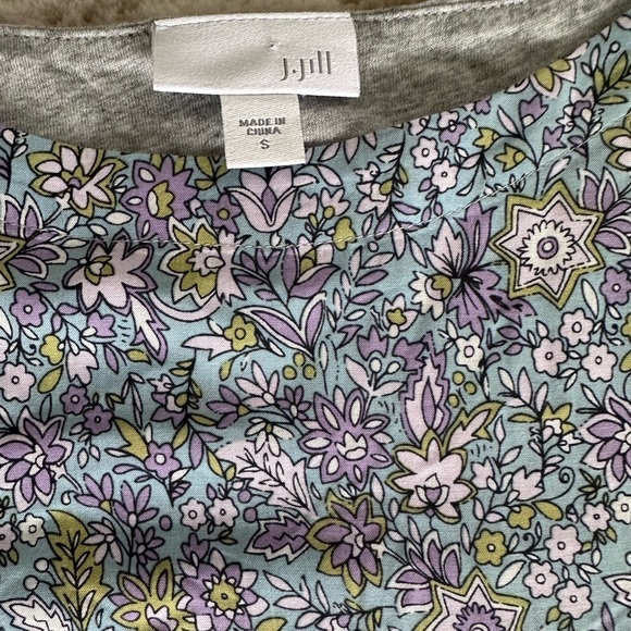 J Jill women’s floral tunic - Picture 5 of 10
